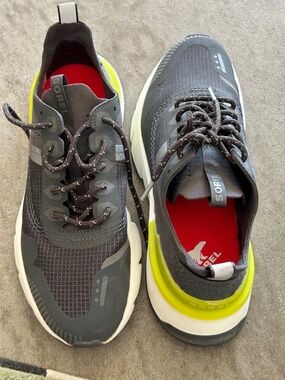 Sorel sneakers